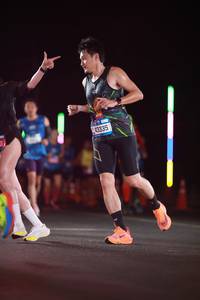 BIB: 43335
                            <button type="button" onclick="openModal(21311195)" class="btn btn-primary btn-sm float-right btn-popup" data-toggle="modal" data-target=".modal-high-quality">
                        <i class="fas fa-shopping-cart"></i> Add to Cart
                    </button>
                                            <button type="button" onclick="isThisMe(21311195, true)" class="btn btn-success btn-sm float-right btn-popup btn-isme hidden" data-toggle="tooltip" data-placement="bottom" title="นี่คือรูปของคุณใช่ไหม คลิกที่นี่เพื่อเอาเข้าอัลบั้ม">
                        <i class="fas fa-plus"></i> Add to album
                    </button>
                    <button type="button" onclick="isThisMe(21311195, false)" class="btn btn-warning btn-sm float-right btn-popup btn-isnotme hidden">
                        <i class="fas fa-ban"></i> Remove from album
                    </button>